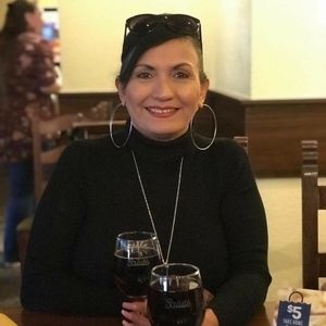 Meet your Posher, Corina